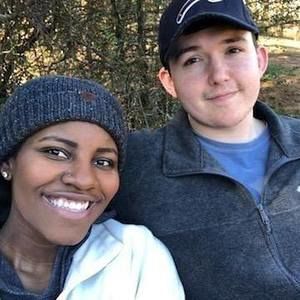 Meet your Posher, Austin